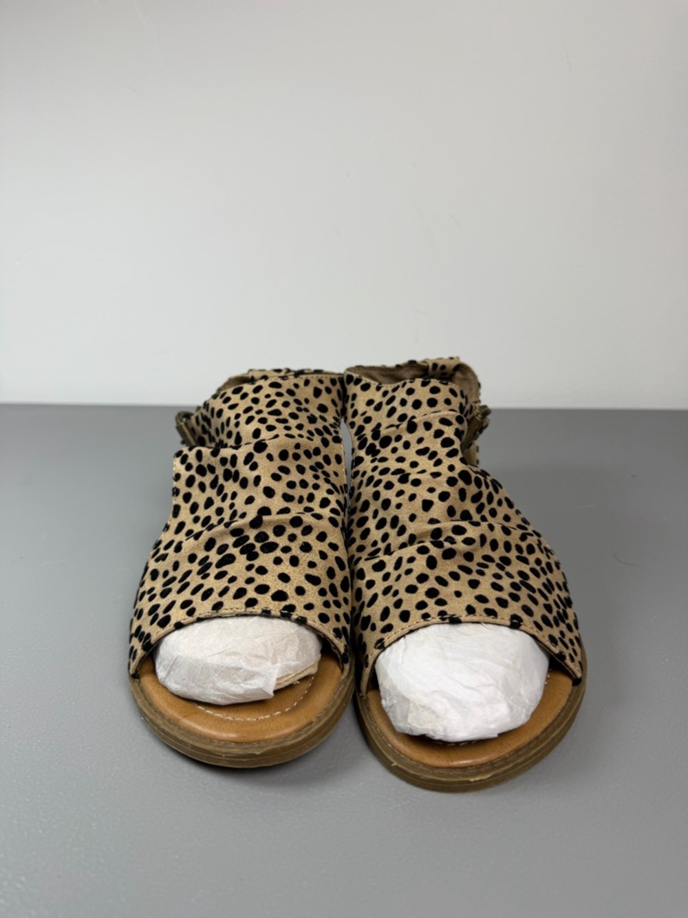 Blowfish Malibu Sandals Women 9 VeganBalla Slip On Black Cheetah Side Zip Wedge - Picture 3 of 14